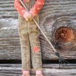 Primitive Farming Pig Doll ..